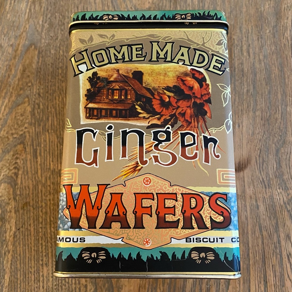 Ginger Wafers Vintage Tin - Picture 4 of 6